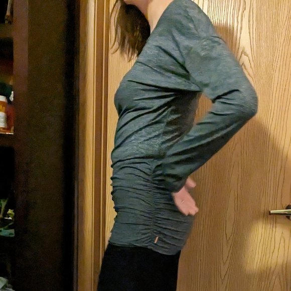 Lucy Athletic Rouched Tunic - Picture 3 of 11